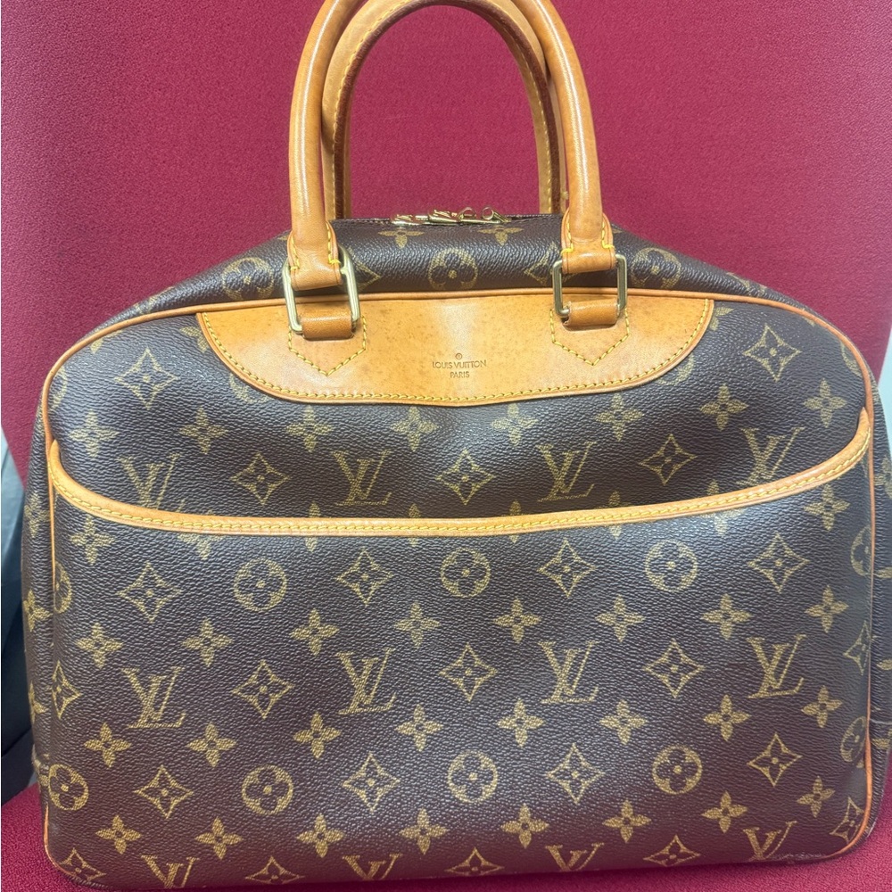 Louis Vuitton Monogram Deauville - Authenticated